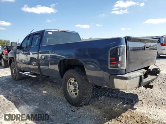 ✅ 2009 Chevrolet Silverado 2500HD • VIN: 1GCHK49689E110452 • Lot: 80455275. Wystawiony na Copart z przebiegiem 233 874 mil. Bezpłatny archiwum sprzedaży aukcyjnych z USA i szczegółowy raport historii pojazdu na DreamBid. Zdjęcie 2.