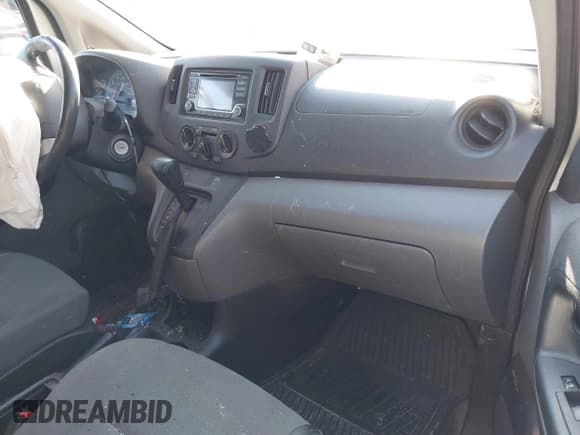 ✅ 2018 Nissan NV200 S • VIN: 3N6CM0KN2JK702290 • Lot: 41306043. Listed on IAAI with Not provided. Free auction sales archive from the USA and detailed vehicle history report at DreamBid. Image 5.
