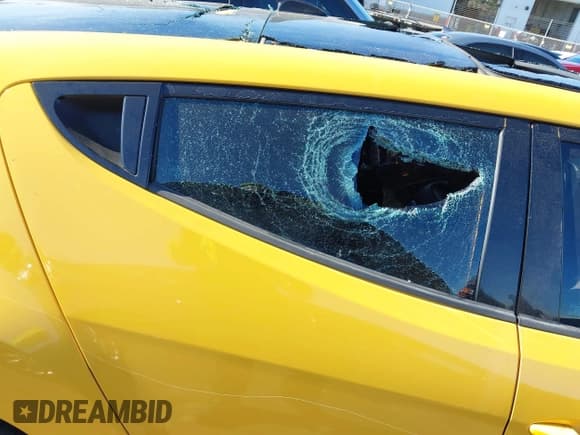 ✅ 2012 Hyundai Veloster w/Gray Int • VIN: KMHTC6AD3CU027095 • Lot: 41486966. Wystawiony na IAAI z przebiegiem 150 975 mil. Bezpłatny archiwum sprzedaży aukcyjnych z USA i szczegółowy raport historii pojazdu na DreamBid. Zdjęcie 14.