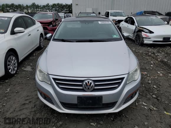 ✅ 2009 Volkswagen CC 4Motion • VIN: WVWGU73C09E512522 • Лот: 59892495. Опубликован ранее на Copart с пробегом Не указан. Бесплатный доступ к архиву аукционных продаж из США и подробный отчёт об истории автомобиля на DreamBid. Изображение 5.