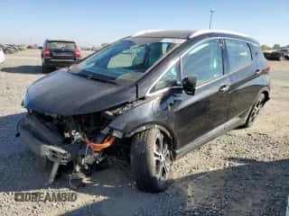 2017 Chevrolet Bolt EV Premier с VIN 1G1FX6S03H4139364, выставлен на аукционе Copart как лот 74755613 с пробегом Не указан миль и . История ставок и продаж доступна на DreamBid. Изображение 1.