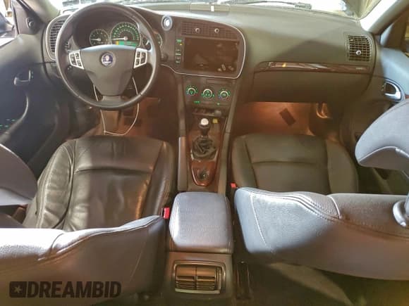 ✅ 2011 Saab 9-3 • VIN: YS3FA4MY5B1302596 • Lot: 94282025. Wystawiony na Copart z przebiegiem 78 177 mil. Bezpłatny archiwum sprzedaży aukcyjnych z USA i szczegółowy raport historii pojazdu na DreamBid. Zdjęcie 8.