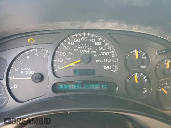 2004 Chevrolet Silverado 1500 Z71 with VIN 2GCEK19T741208633, listed as a Copart auction lot 84893075 with 217,235 mi miles and Salvage title. Bid and sale history available at DreamBid. Image 9.