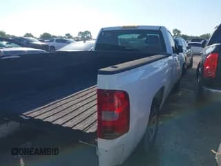 ✅ 2008 Chevrolet Silverado 1500 Work Truck • VIN: 1GCEC14C48Z211135 • Lot: 42915488. Wystawiony na IAAI z przebiegiem 215 484 mil. Bezpłatny archiwum sprzedaży aukcyjnych z USA i szczegółowy raport historii pojazdu na DreamBid. Zdjęcie 4.
