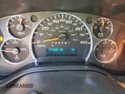 ✅ 2016 Chevrolet Express Passenger LT • VIN: 1GAZGPFG7G1201990 • Lot: 86218175. Wystawiony na Copart z przebiegiem 177 601 mil. Bezpłatny archiwum sprzedaży aukcyjnych z USA i szczegółowy raport historii pojazdu na DreamBid. Zdjęcie 9.