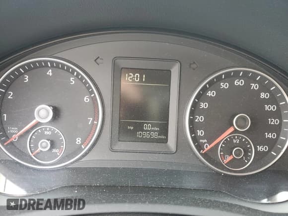 ✅ 2010 Volkswagen Jetta Limited Edition • VIN: 3VWRX7AJ9AM028541 • Lot: 57479605. Listed on Copart with 109,698 mi. Free auction sales archive from the USA and detailed vehicle history report at DreamBid. Image 9.