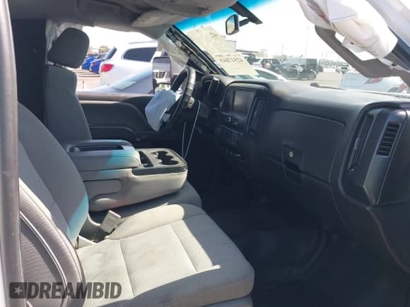 ✅ 2018 Chevrolet Silverado 1500 • VIN: 1GBNCNECXJZ227646 • Лот: 42517665. Опубликован ранее на IAAI с пробегом 216 909 миль. Бесплатный доступ к архиву аукционных продаж из США и подробный отчёт об истории автомобиля на DreamBid. Изображение 5.