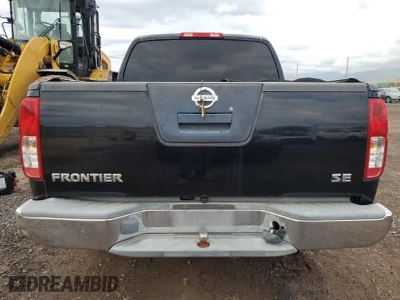 ✅ 2005 Nissan Frontier LE • VIN: 1N6AD07U35C439844 • Лот: 49479085. Опубликован ранее на Copart с пробегом 134 551 миль. Бесплатный доступ к архиву аукционных продаж из США и подробный отчёт об истории автомобиля на DreamBid. Изображение 6.