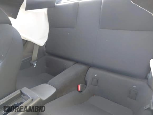 ✅ 2024 Toyota 86 • VIN: JF1ZNBB18R9751730 • Lot: 41902185. Wystawiony na IAAI z przebiegiem 16 459 mil. Bezpłatny archiwum sprzedaży aukcyjnych z USA i szczegółowy raport historii pojazdu na DreamBid. Zdjęcie 8.