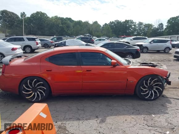 ✅ 2006 Dodge Charger R/T • VIN: 2B3KA53H06H242054 • Лот: 43086617. Опубликован ранее на IAAI с пробегом 122 373 миль. Бесплатный доступ к архиву аукционных продаж из США и подробный отчёт об истории автомобиля на DreamBid. Изображение 14.