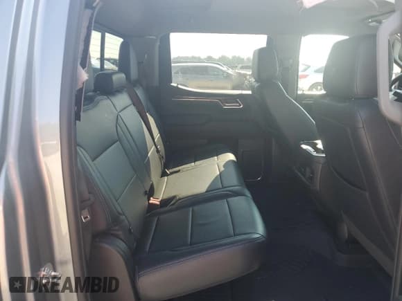 ✅ 2025 Chevrolet Silverado 1500 RST • VIN: 1GCUKEE80SZ142564 • Лот: 81279965. Опубликован ранее на Copart с пробегом 38 506 миль. Бесплатный доступ к архиву аукционных продаж из США и подробный отчёт об истории автомобиля на DreamBid. Изображение 10.