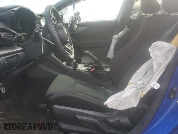 ✅ 2022 Subaru WRX Premium • VIN: JF1VBAF64N9011707 • Lot: 44233275. Wystawiony na Copart z przebiegiem 19 888 mil. Bezpłatny archiwum sprzedaży aukcyjnych z USA i szczegółowy raport historii pojazdu na DreamBid. Zdjęcie 7.