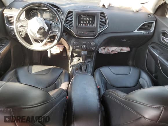 ✅ 2020 Jeep Cherokee Latitude Plus • VIN: 1C4PJMLB5LD555197 • Лот: 81184475. Опубликован ранее на Copart с пробегом 66 628 миль. Бесплатный доступ к архиву аукционных продаж из США и подробный отчёт об истории автомобиля на DreamBid. Изображение 8.