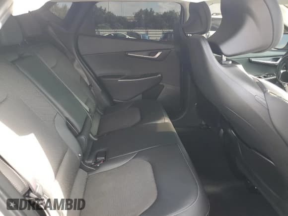 ✅ 2024 Kia EV6 Light Long Range • VIN: KNDC34LA9R5215232 • Lot: 81677535. Listed on Copart with 29,802 mi. Free auction sales archive from the USA and detailed vehicle history report at DreamBid. Image 10.