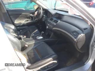 ✅ 2010 Honda Accord EX-L • VIN: 1HGCP3F84AA020062 • Lot: 43638735. Listed on IAAI with 317,831 mi. Free auction sales archive from the USA and detailed vehicle history report at DreamBid. Image 5.