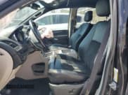 ✅ 2019 Dodge Grand Caravan SXT • VIN: 2C4RDGCG4KR656594 • Lot: 80083685. Wystawiony na Copart z przebiegiem 103 154 mil. Bezpłatny archiwum sprzedaży aukcyjnych z USA i szczegółowy raport historii pojazdu na DreamBid. Zdjęcie 7.