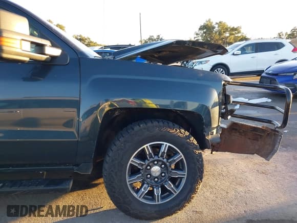 ✅ 2018 Chevrolet Silverado 1500 Work Truck • VIN: 3GCUKNEC8JG402700 • Lot: 41015830. Listed on IAAI with 107,781 mi. Free auction sales archive from the USA and detailed vehicle history report at DreamBid. Image 21.