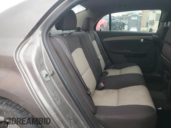 ✅ 2011 Chevrolet Malibu 1LS • VIN: 1G1ZB5E15BF205385 • Lot: 72814394. Listed on Copart with 142,914 mi. Free auction sales archive from the USA and detailed vehicle history report at DreamBid. Image 10.