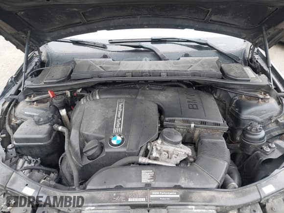 ✅ 2011 BMW 3 Series 335i xDrive • VIN: WBAPL5C56BA921398 • Lot: 42487744. Wystawiony na IAAI z przebiegiem 142 532 mil. Bezpłatny archiwum sprzedaży aukcyjnych z USA i szczegółowy raport historii pojazdu na DreamBid. Zdjęcie 10.