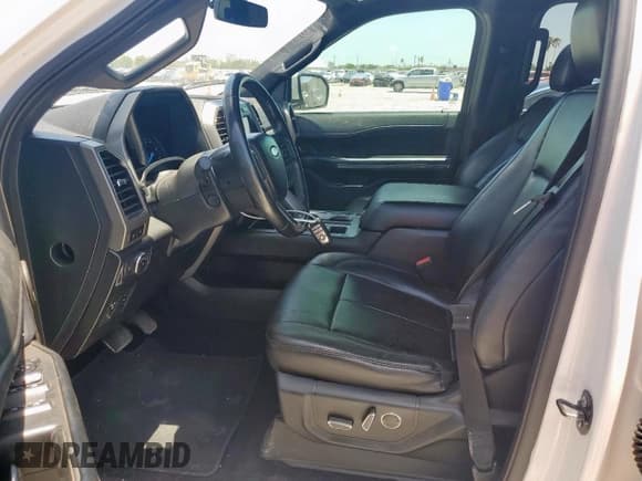 ✅ 2019 Ford Expedition Max XLT • VIN: 1FMJK1HT2KEA69373 • Lot: 65460935. Listed on Copart with 120,045 mi. Free auction sales archive from the USA and detailed vehicle history report at DreamBid. Image 7.