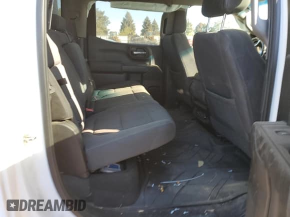 ✅ 2019 Chevrolet Silverado 1500 LT • VIN: 3GCUYDED8KG143113 • Lot: 75511734. Wystawiony na Copart z przebiegiem 268 723 mil. Bezpłatny archiwum sprzedaży aukcyjnych z USA i szczegółowy raport historii pojazdu na DreamBid. Zdjęcie 10.