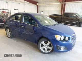 2013 Chevrolet Sonic LTZ с VIN 1G1JE5SB8D4207440, выставлен на аукционе IAAI как лот 42421472 с пробегом 110 398 миль миль и . История ставок и продаж доступна на DreamBid. Изображение 1.
