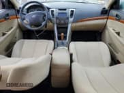 ✅ 2009 Hyundai Sonata GLS • VIN: 5NPET46C69H504784 • Лот: 73174044. Опубликован ранее на Copart с пробегом 47 588 миль. Бесплатный доступ к архиву аукционных продаж из США и подробный отчёт об истории автомобиля на DreamBid. Изображение 8.