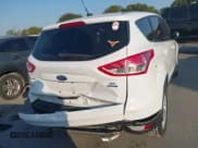✅ 2016 Ford Escape SE • VIN: 1FMCU9GX1GUC26717 • Лот: 43189124. Опубликован ранее на IAAI с пробегом 104 619 миль. Бесплатный доступ к архиву аукционных продаж из США и подробный отчёт об истории автомобиля на DreamBid. Изображение 17.