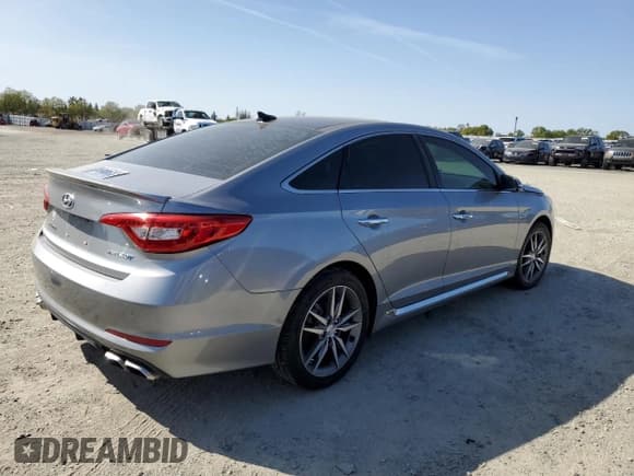 ✅ 2015 Hyundai Sonata Sport • VIN: 5NPE34ABXFH081976 • Lot: 47782663. Listed on Copart with Not provided. Free auction sales archive from the USA and detailed vehicle history report at DreamBid. Image 3.