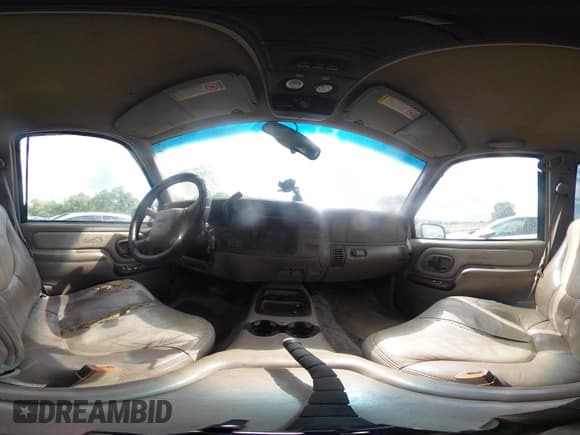 ✅ 1999 GMC Denali • VIN: 1GKEK13R3XR918836 • Lot: 43037591. Listed on IAAI with 236,577 mi. Free auction sales archive from the USA and detailed vehicle history report at DreamBid. Image 19.