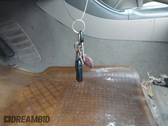 ✅ 2004 Toyota Camry LE • VIN: 4T1BE32K14U859389 • Lot: 41879442. Listed on IAAI with 177,929 mi. Free auction sales archive from the USA and detailed vehicle history report at DreamBid. Image 11.