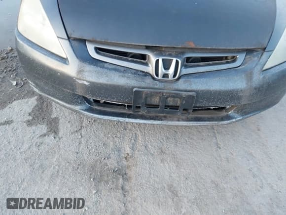 ✅ 2004 Honda Accord EX • VIN: 1HGCM66504A079467 • Lot: 43827666. Listed on IAAI with 318,634 mi. Free auction sales archive from the USA and detailed vehicle history report at DreamBid. Image 6.