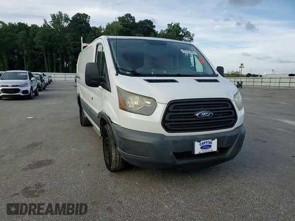 ✅ 2015 Ford Transit Cargo • VIN: 1FTNR1YM6FKA74772 • Лот: 69393405. Опубликован ранее на Copart с пробегом 170 073 миль. Бесплатный доступ к архиву аукционных продаж из США и подробный отчёт об истории автомобиля на DreamBid. Изображение 14.