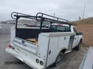 ✅ 2011 Chevrolet Silverado 2500HD Work Truck • VIN: 1GC0CVCG8BF215168 • Lot: 42391506. Wystawiony na IAAI z przebiegiem 139 157 mil. Bezpłatny archiwum sprzedaży aukcyjnych z USA i szczegółowy raport historii pojazdu na DreamBid. Zdjęcie 14.