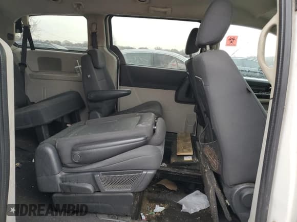 ✅ 2009 Dodge Grand Caravan SE • VIN: 1D8HN44E09B505878 • Lot: 93647525. Listed on Copart with 183,734 mi. Free auction sales archive from the USA and detailed vehicle history report at DreamBid. Image 11.