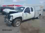 ✅ 2013 Chevrolet Silverado 2500HD Work Truck • VIN: 1GC2KVCG2DZ379092 • Lot: 42124836. Wystawiony na IAAI z przebiegiem Nie podano. Bezpłatny archiwum sprzedaży aukcyjnych z USA i szczegółowy raport historii pojazdu na DreamBid. Zdjęcie 20.