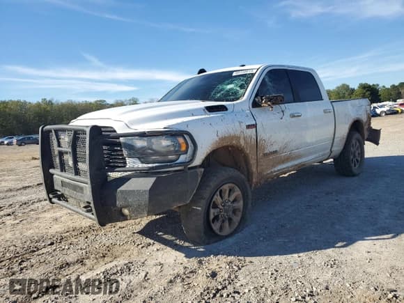 ✅ 2021 Ram 2500 Big Horn • VIN: 3C6UR5DJXMG694907 • Lot: 80350014. Listed on Copart with 71,725 mi. Free auction sales archive from the USA and detailed vehicle history report at DreamBid. Image 1.