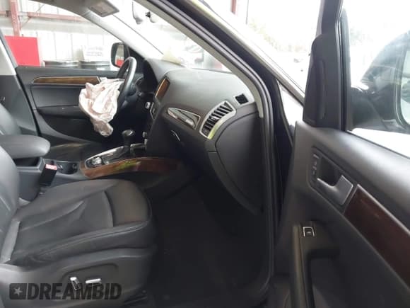 ✅ 2015 Audi Q5 Premium Plus • VIN: WA1LFAFP8FA047165 • Lot: 43780372. Listed on IAAI with 126,258 mi. Free auction sales archive from the USA and detailed vehicle history report at DreamBid. Image 5.