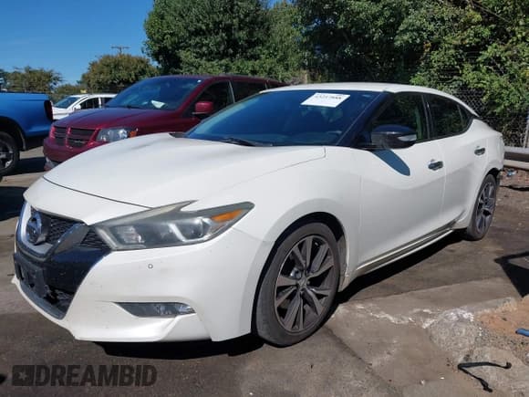 ✅ 2016 Nissan Maxima SR • VIN: 1N4AA6AP6GC443090 • Лот: 43257888. Опубликован ранее на IAAI с пробегом 175 549 миль. Бесплатный доступ к архиву аукционных продаж из США и подробный отчёт об истории автомобиля на DreamBid. Изображение 17.