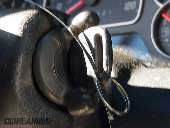 ✅ 2007 GMC Envoy SLT • VIN: 1GKDT13S472196412 • Lot: 42310087. Listed on IAAI with 237,425 mi. Free auction sales archive from the USA and detailed vehicle history report at DreamBid. Image 11.