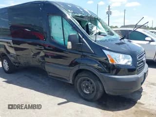 ✅ 2015 Ford Transit Cargo • VIN: 1FTYR2CM3FKA72987 • Lot: 42779646. Wystawiony na IAAI z przebiegiem Nie podano. Bezpłatny archiwum sprzedaży aukcyjnych z USA i szczegółowy raport historii pojazdu na DreamBid. Zdjęcie 1.