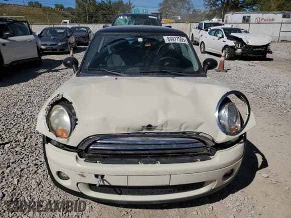 ✅ 2009 MINI Hardtop • VIN: WMWMF33579TW79914 • Lot: 84977505. Wystawiony na Copart z przebiegiem 119 188 mil. Bezpłatny archiwum sprzedaży aukcyjnych z USA i szczegółowy raport historii pojazdu na DreamBid. Zdjęcie 5.