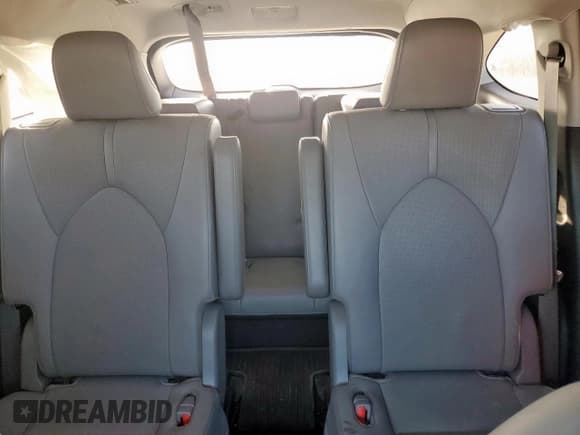 ✅ 2021 Toyota Highlander Limited • VIN: 5TDYZRAH4MS528242 • Lot: 66737655. Wystawiony na Copart z przebiegiem 72 288 mil. Bezpłatny archiwum sprzedaży aukcyjnych z USA i szczegółowy raport historii pojazdu na DreamBid. Zdjęcie 10.