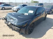 ✅ 2013 Hyundai Veloster w/Black Int • VIN: KMHTC6AD8DU135360 • Lot: 39632653. Wystawiony na IAAI z przebiegiem 135 744 mil. Bezpłatny archiwum sprzedaży aukcyjnych z USA i szczegółowy raport historii pojazdu na DreamBid. Zdjęcie 2.