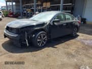 ✅ 2017 Nissan Altima SV • VIN: 1N4AL3AP0HC487127 • Lot: 43250151. Listed on IAAI with 143,525 mi. Free auction sales archive from the USA and detailed vehicle history report at DreamBid. Image 18.