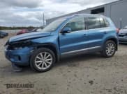 ✅ 2017 Volkswagen Tiguan Wolfsburg Edition • VIN: WVGSV7AX1HK021546 • Лот: 85853095. Опубликован ранее на Copart с пробегом 106 898 миль. Бесплатный доступ к архиву аукционных продаж из США и подробный отчёт об истории автомобиля на DreamBid. Изображение 1.