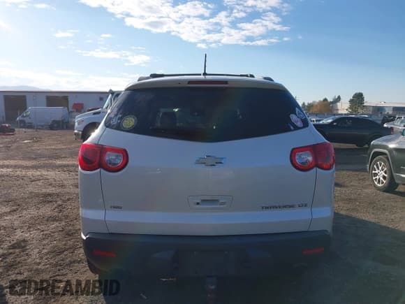 ✅ 2012 Chevrolet Traverse LTZ • VIN: 1GNKVLED4CJ152537 • Lot: 43749305. Wystawiony na IAAI z przebiegiem 188 623 mil. Bezpłatny archiwum sprzedaży aukcyjnych z USA i szczegółowy raport historii pojazdu na DreamBid. Zdjęcie 16.