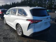 ✅ 2022 Toyota Sienna XLE • VIN: 5TDJRKEC5NS096236 • Lot: 43799283. Listed on IAAI with 63,482 mi. Free auction sales archive from the USA and detailed vehicle history report at DreamBid. Image 3.