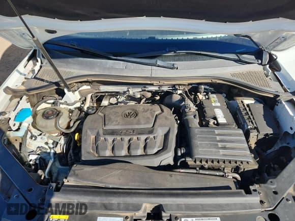 ✅ 2018 Volkswagen Tiguan S • VIN: 3VV1B7AX5JM190607 • Lot: 85410295. Listed on Copart with 89,165 mi. Free auction sales archive from the USA and detailed vehicle history report at DreamBid. Image 12.