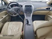 ✅ 2014 Lincoln MKZ • VIN: 3LN6L2G98ER822811 • Lot: 96129305. Wystawiony na Copart z przebiegiem 105 400 mil. Bezpłatny archiwum sprzedaży aukcyjnych z USA i szczegółowy raport historii pojazdu na DreamBid. Zdjęcie 8.